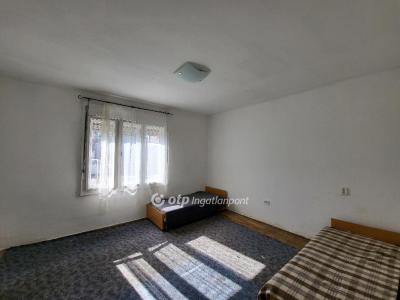 Eladó családi ház Siófok