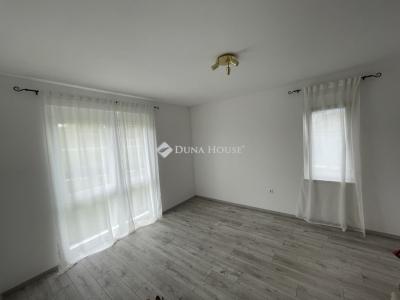 Eladó lakás Pécs