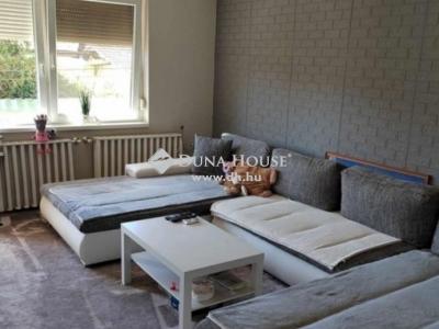 Eladó családi ház Piliscsév