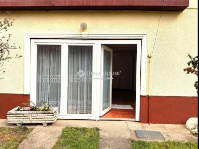 Eladó családi ház Piliscsév