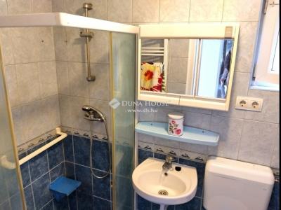 Eladó családi ház Piliscsév