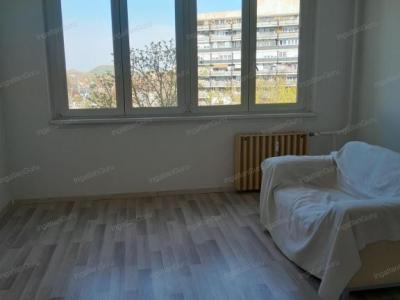 Eladó lakás Kecskemét