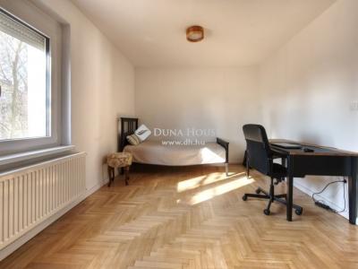 Eladó családi ház - 2092 Budakeszi