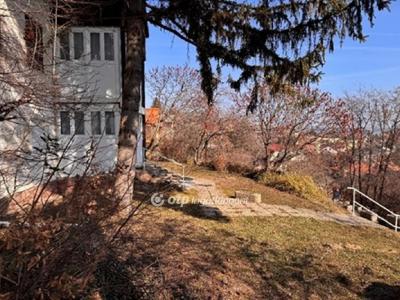 Eladó nyaraló Balatonalmádi