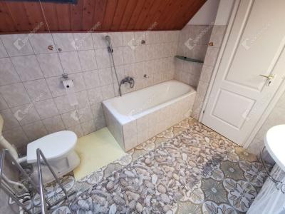 Eladó családi ház - 8220 Balatonalmádi