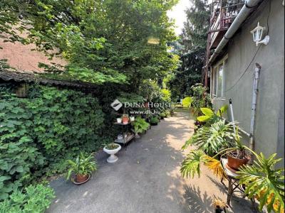 Eladó családi ház Budapest