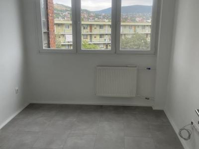 Eladó lakás Pécs