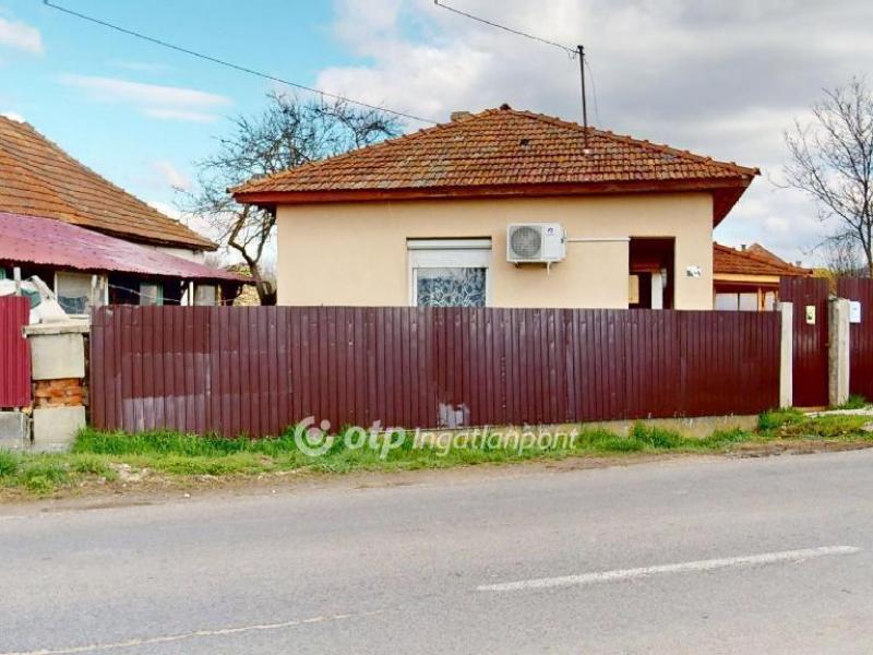 Eladó családi ház Szendrő
