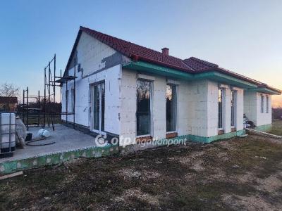 Eladó családi ház Gyenesdiás