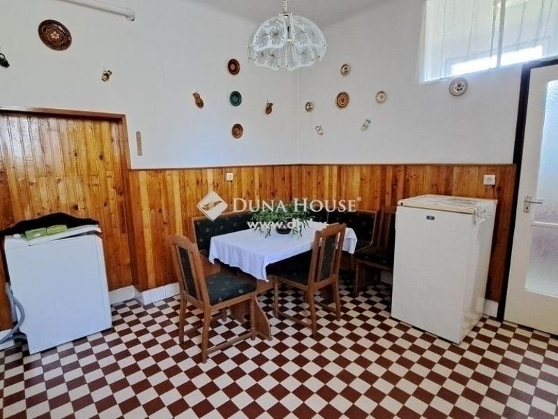 Eladó családi ház Budapest