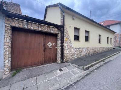 Eladó családi ház Pécs