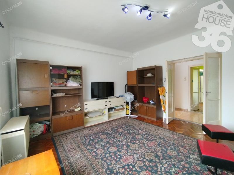 Eladó családi ház Izsák