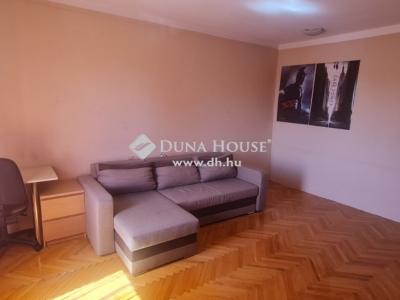 Eladó családi ház - 2220 Vecsés