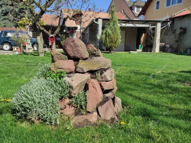 Eladó családi ház Balatonalmádi