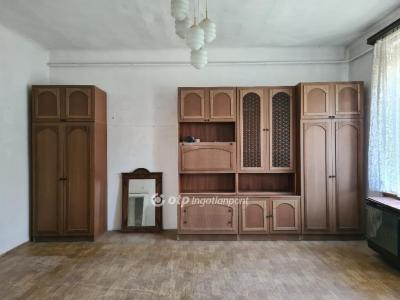 Eladó családi ház Budapest