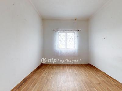 Eladó családi ház Encs