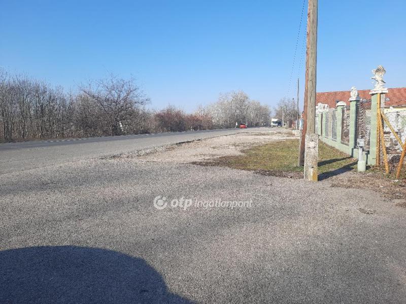 Eladó egyéb telek Monor