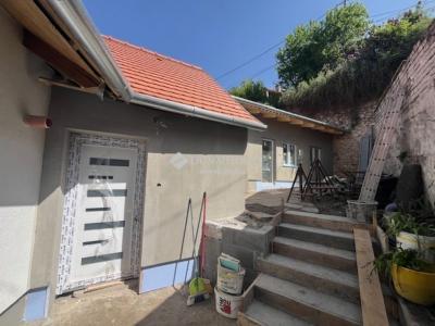 Eladó családi ház - 7625 Pécs