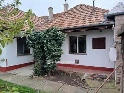 Eladó családi ház Gyöngyös