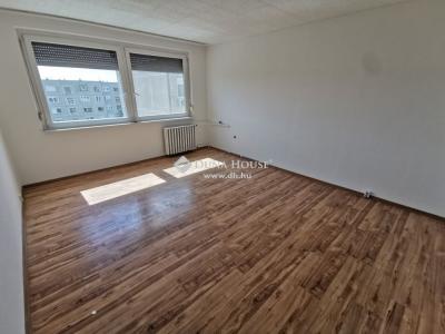 Eladó lakás Nagykőrös