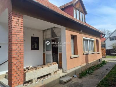 Eladó családi ház Tapolca