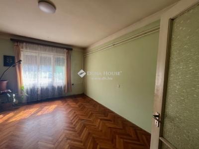 Eladó lakás Pécs