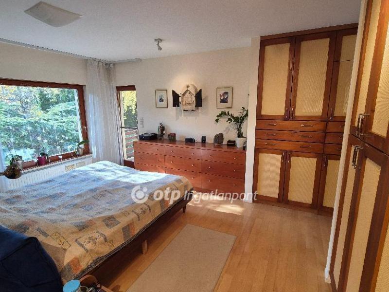 Eladó sorház Szentendre