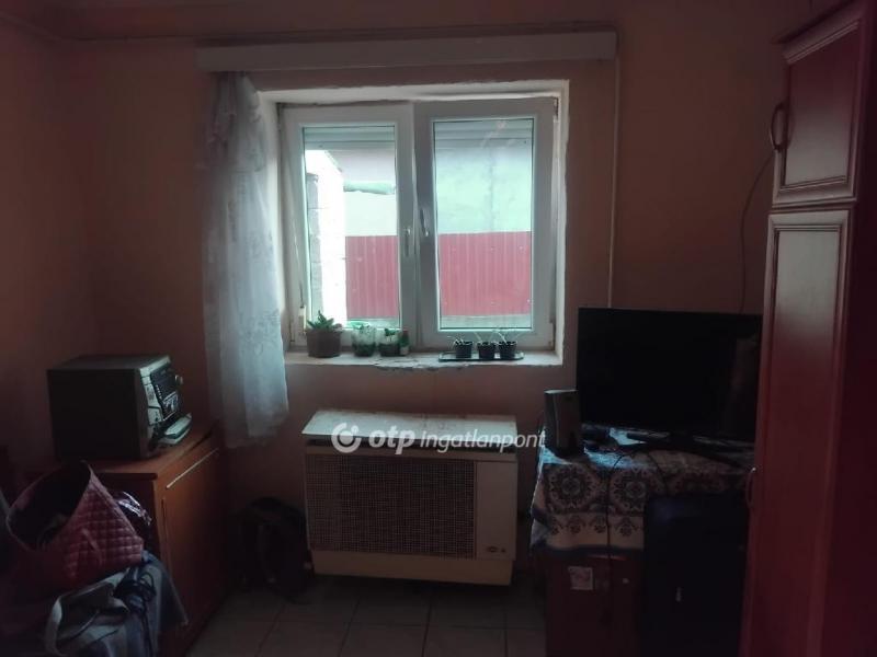 Eladó családi ház Téglás