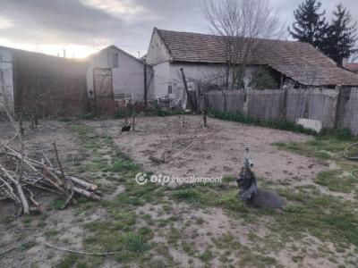 Eladó családi ház Téglás