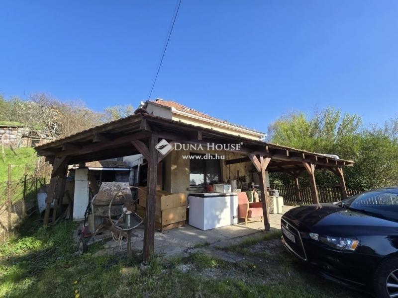 Eladó családi ház Pécs