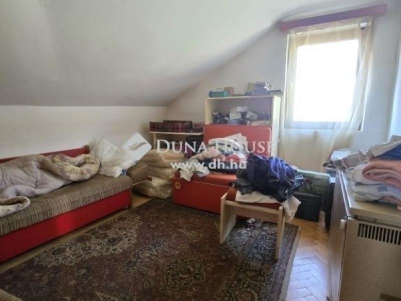 Eladó családi ház Pécs