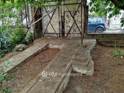 Eladó családi ház Pécs