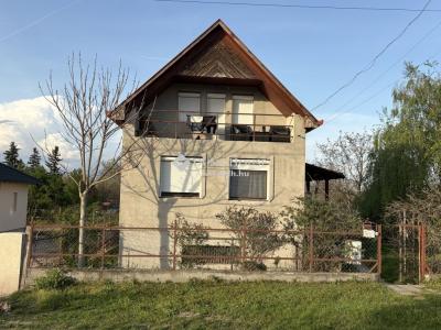 Eladó családi ház Tápiószecső