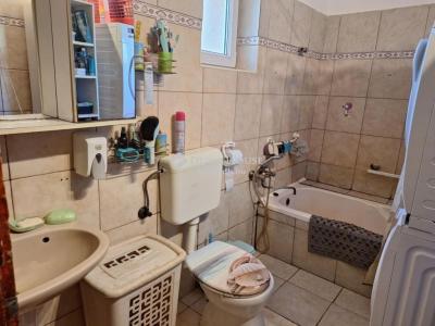 Eladó családi ház - 2544 Neszmély