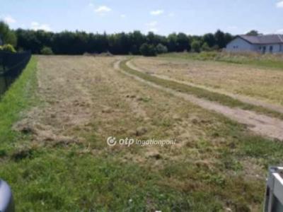 Eladó lakóövezeti telek Siófok