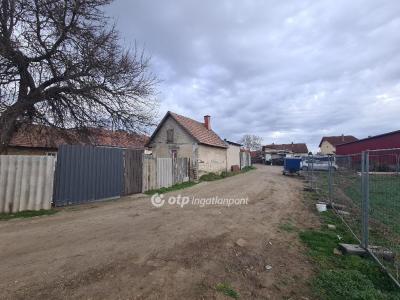 Eladó lakóövezeti telek - 2351 Alsónémedi