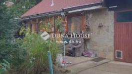 Eladó családi ház Érd