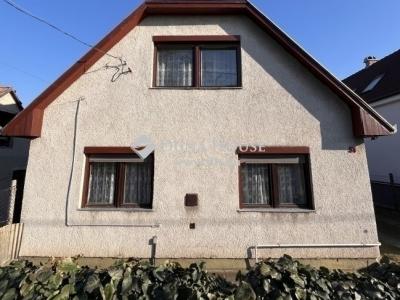 Eladó családi ház Gyál