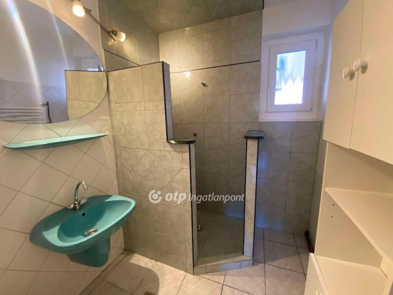 Eladó családi ház Kerepes