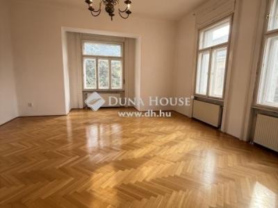 Eladó családi ház Pécs