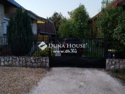 Eladó családi ház Monor