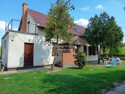 Eladó családi ház Abony