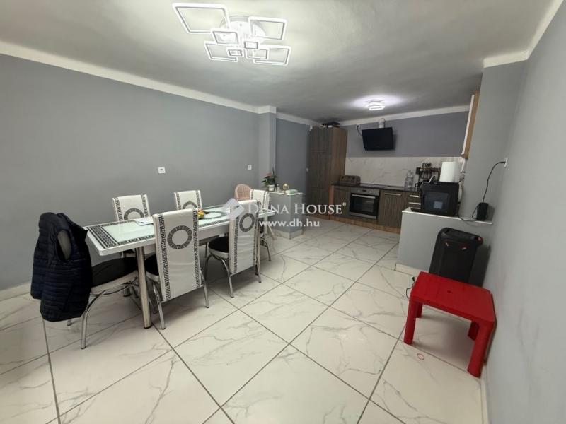 Eladó családi ház Siklós