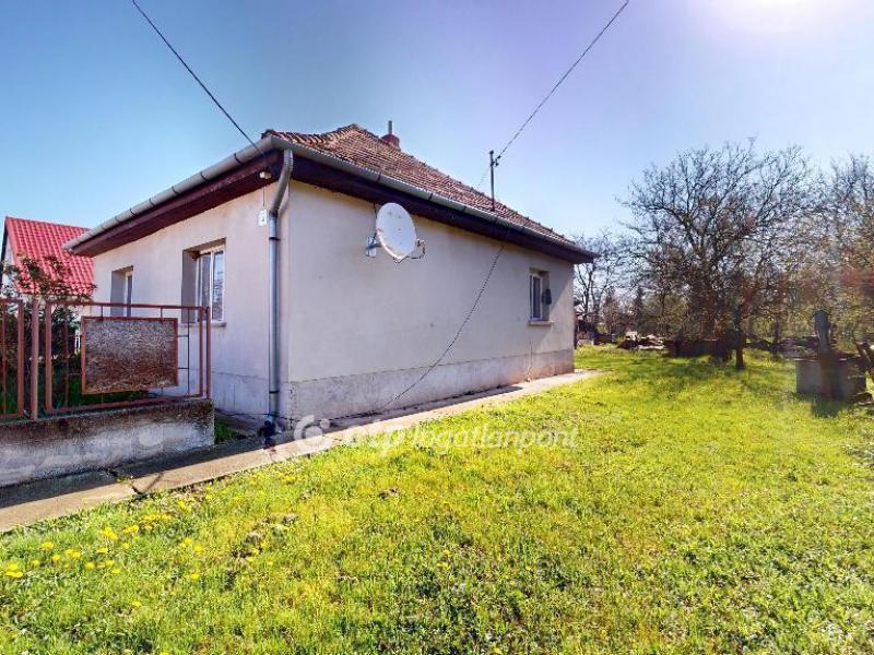 Eladó családi ház Ináncs