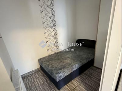 Eladó családi ház Gyömrő