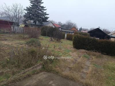Eladó lakóövezeti telek Szigetszentmiklós