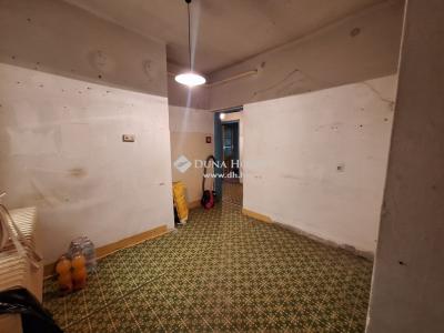 Eladó családi ház Oroszlány