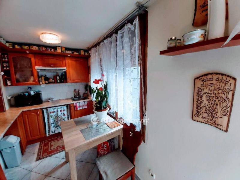 Eladó családi ház Budapest