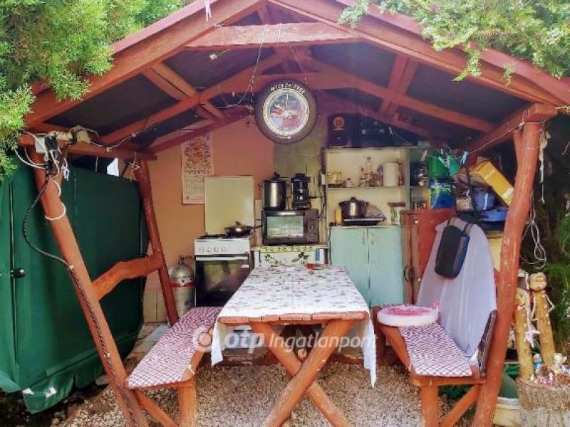 Eladó családi ház Budapest