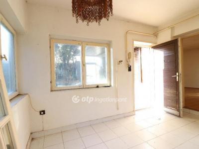 Eladó családi ház Budapest